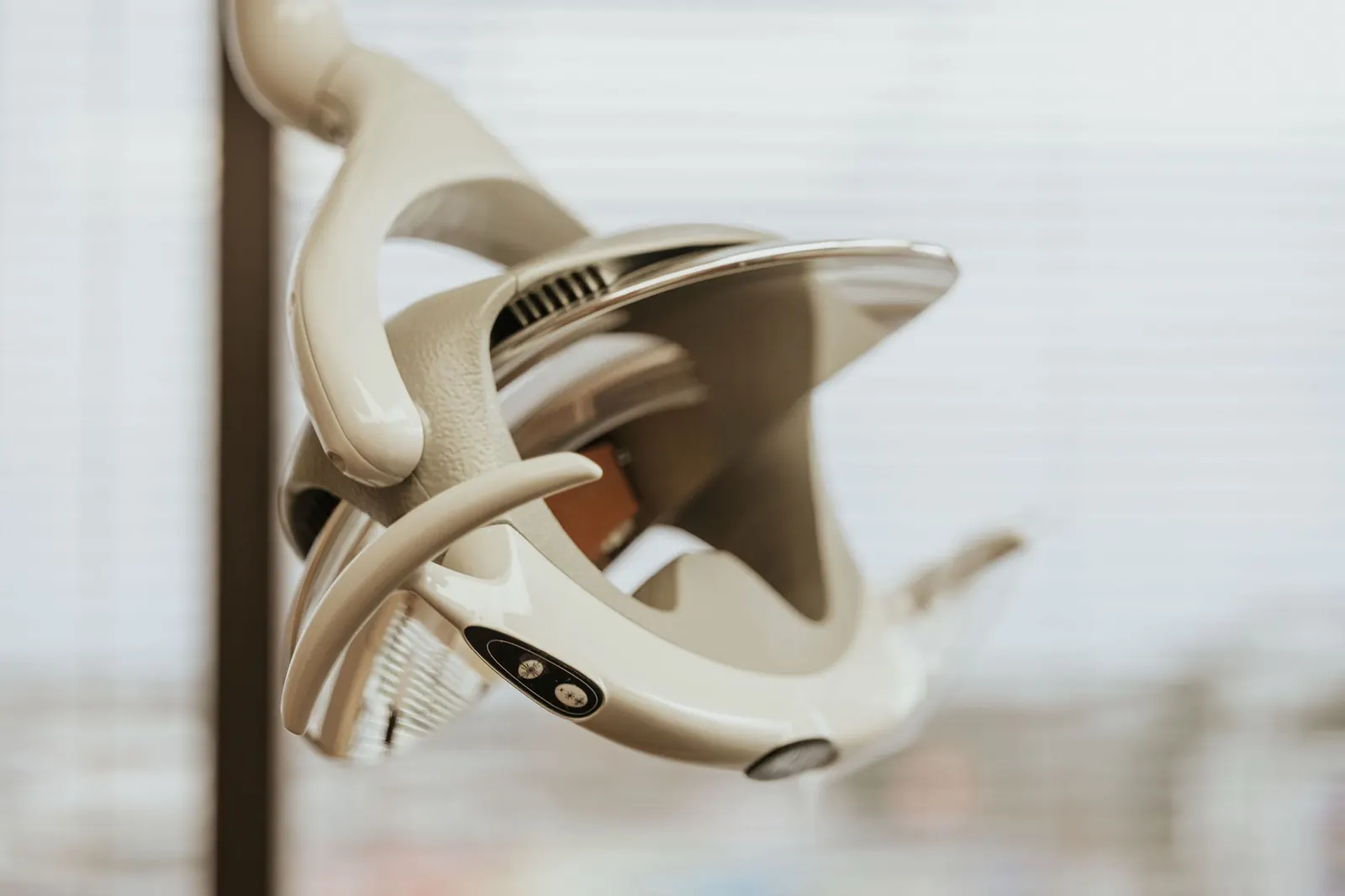 The examination light above a treatment chair